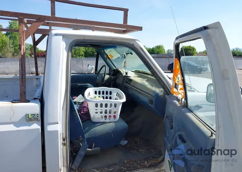 1996 Ford F250 z USA, uszkodzony, nr VIN 1FTHF26G4TEA41868